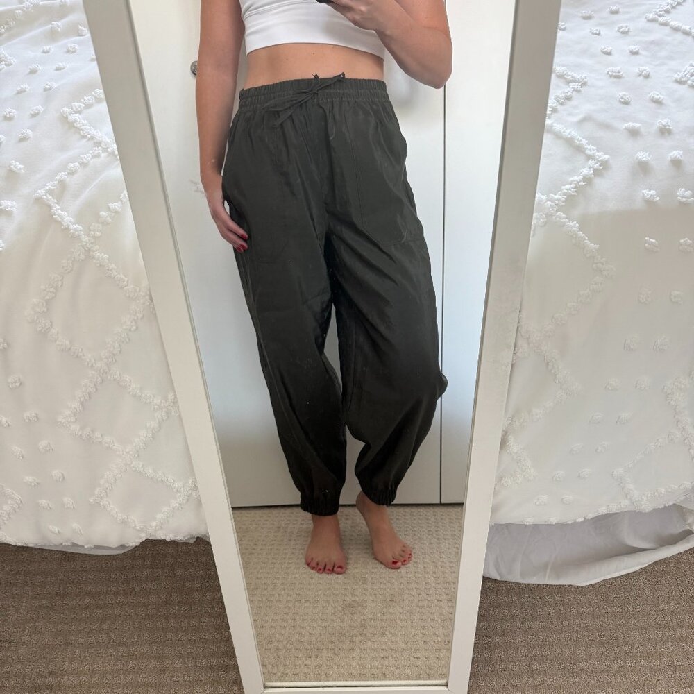 Zara shiny army green joggers - NWT